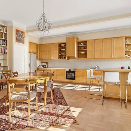 Dinbnb I 550m To Vigelands Park I 140sqm I Massage Bathtub Oslo